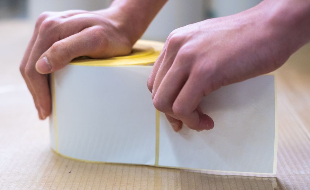 <p>Etiquetas</p><p>Brancas / Térmicas</p>